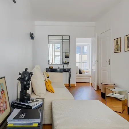 St Germain Apartment